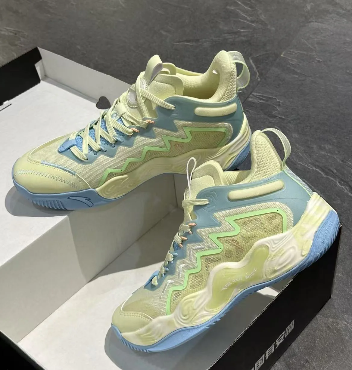 Anta Magic Cement Outfield Basketball Shoes - Image 3