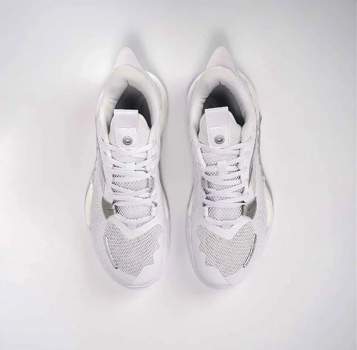 Anta Shock Wave 5 TD - White - Image 4