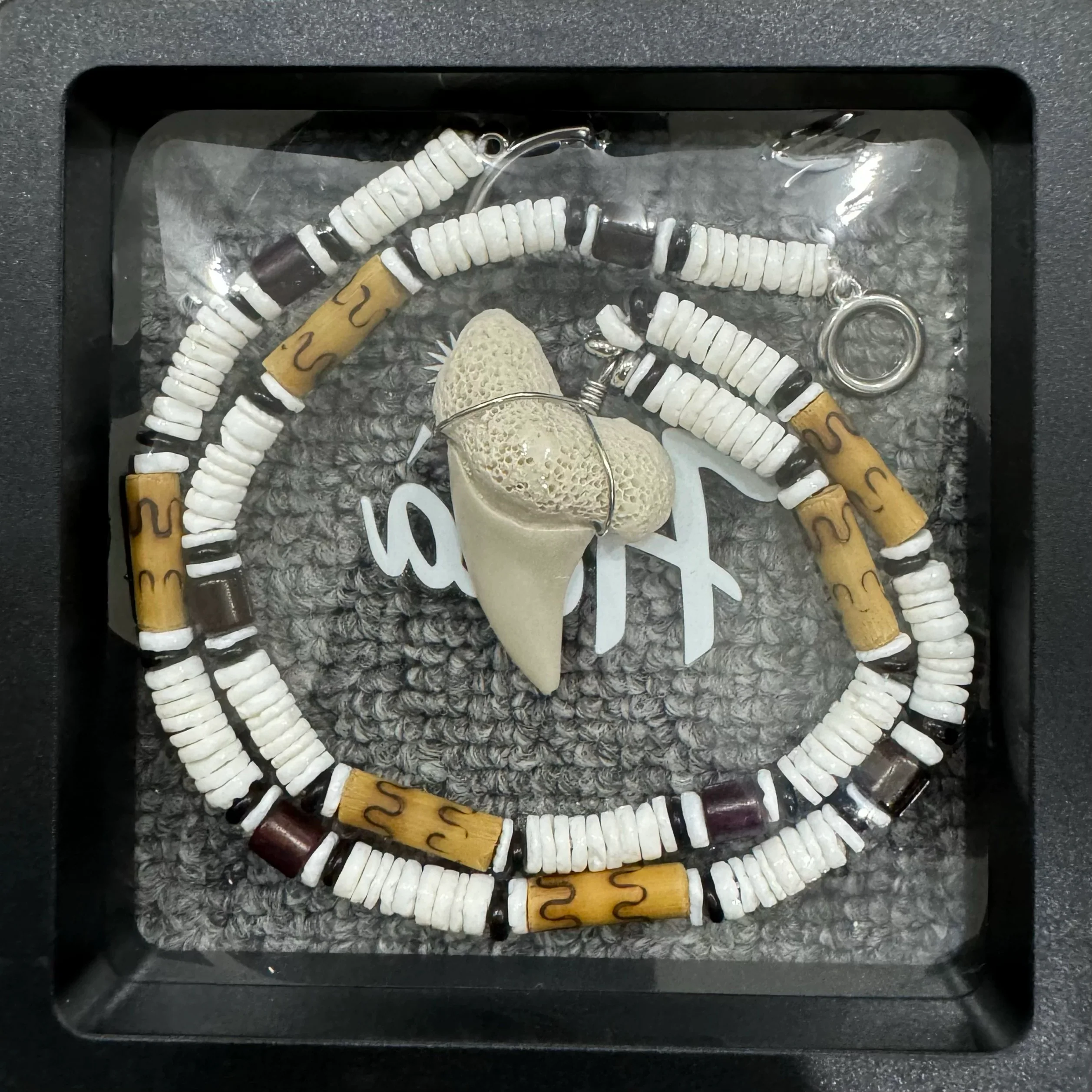 hélà Tribal Indian Vintage Pendant - Image 10
