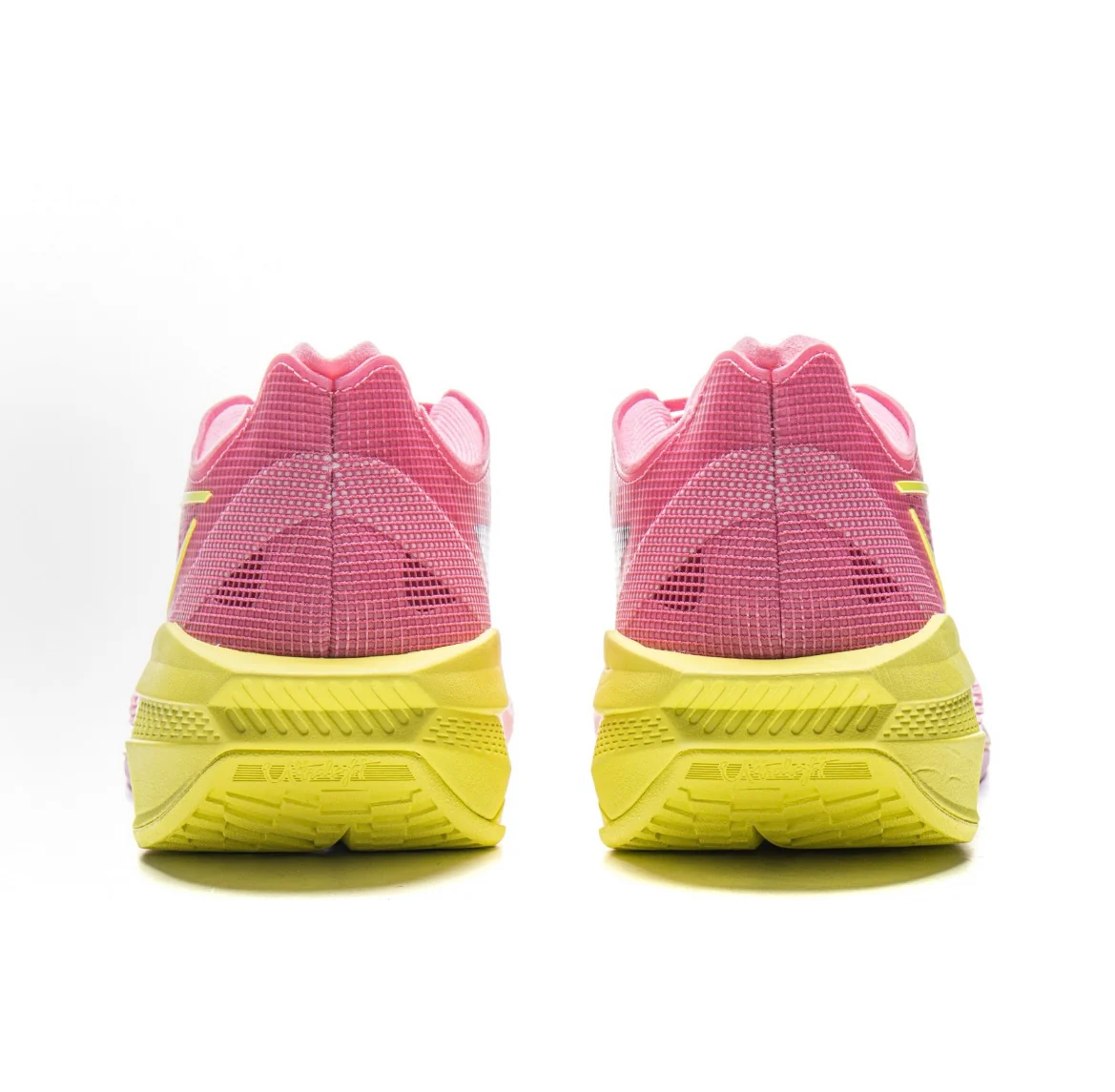 Li-Ning Ultra Light 2025 Supercar Club - Cherry - Image 4