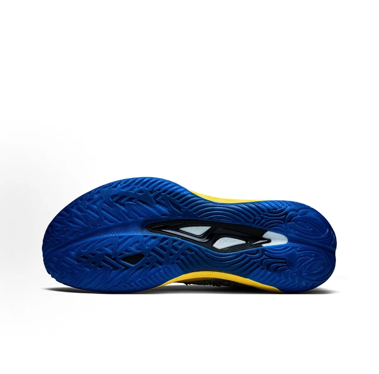 Minions x Anta KT Splash 8.0 - Image 5
