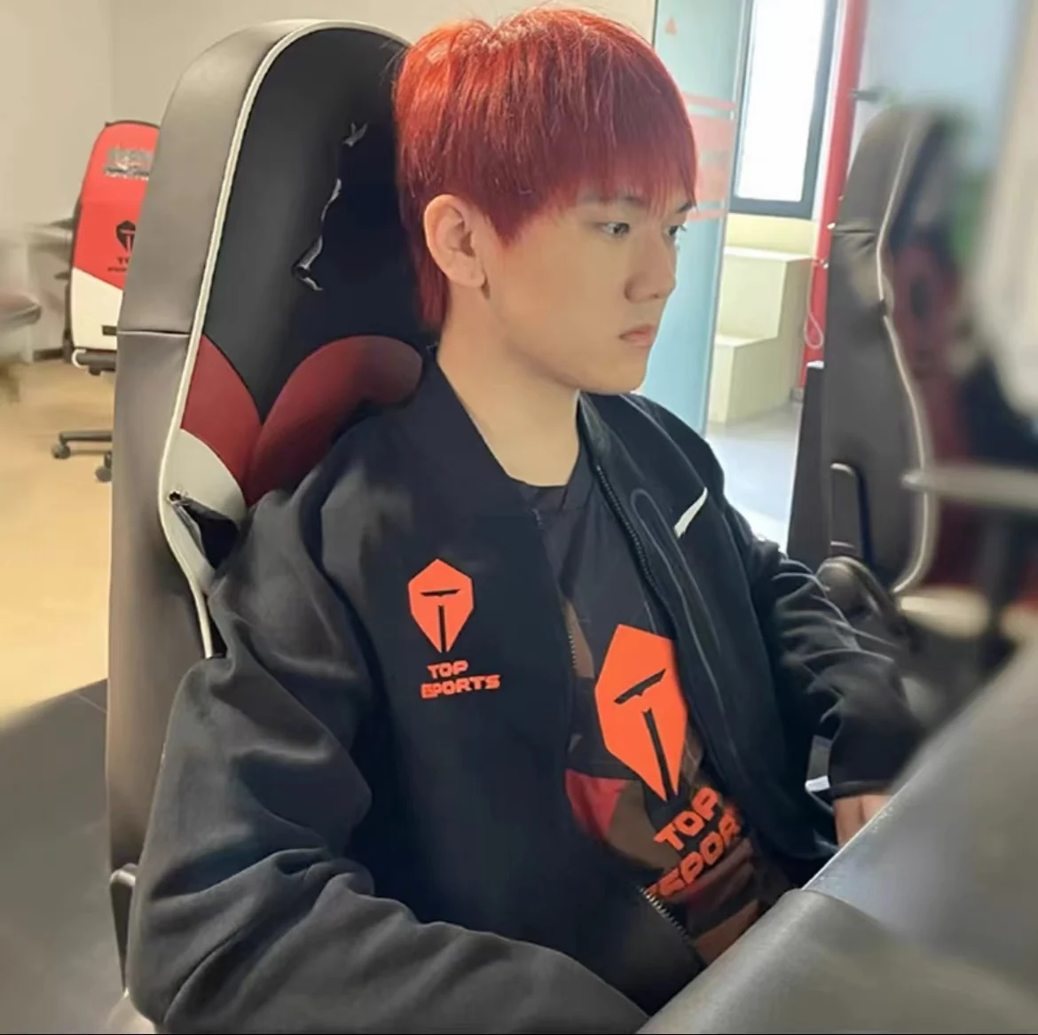 TES x 2023 League of Legends Team Jacket